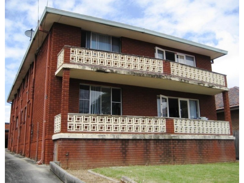 2/36 Robert Street, Ashfield NSW 2131