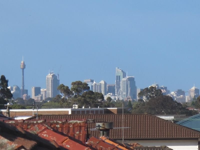 8 Robert Street, Belmore NSW 2192