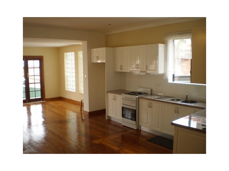 12 Carrisbrook Avenue, Punchbowl NSW 2196