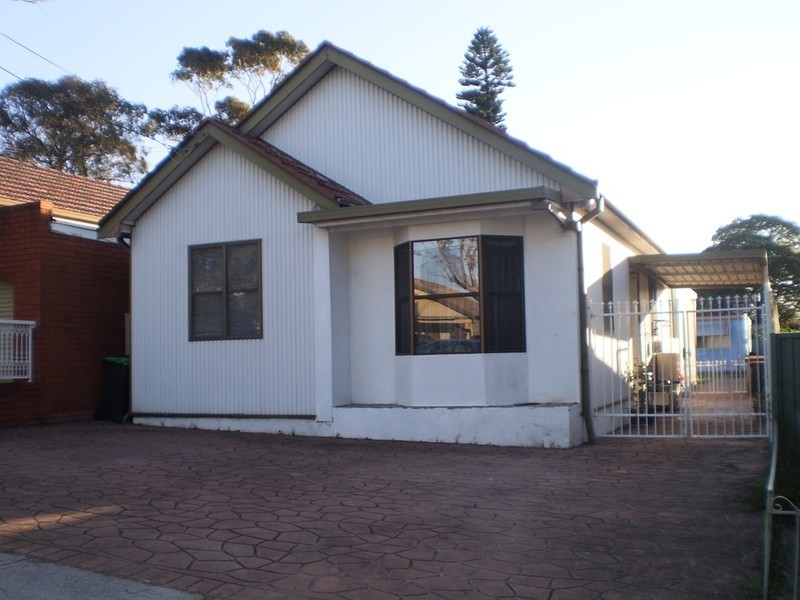 27 Moreton Street, Lakemba NSW 2195