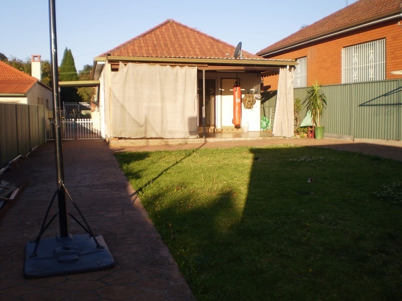 27 Moreton Street, Lakemba NSW 2195