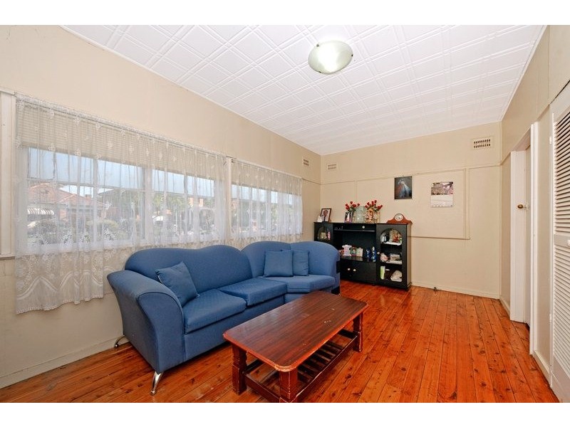 11 Excelsior Street, Belfield NSW 2191