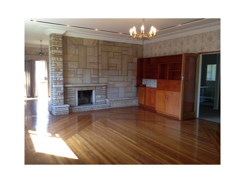 199 Old Kent Road, Greenacre NSW 2190