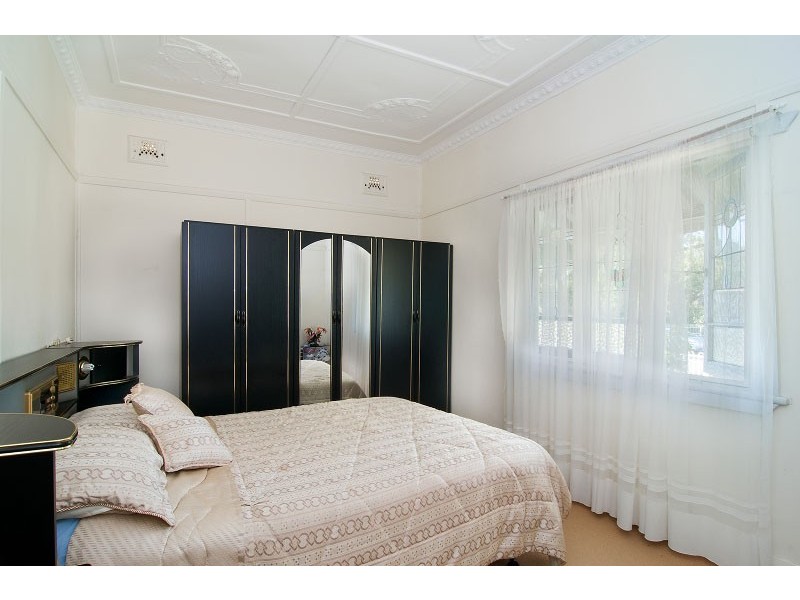 123 Dennis Street, Lakemba NSW 2195