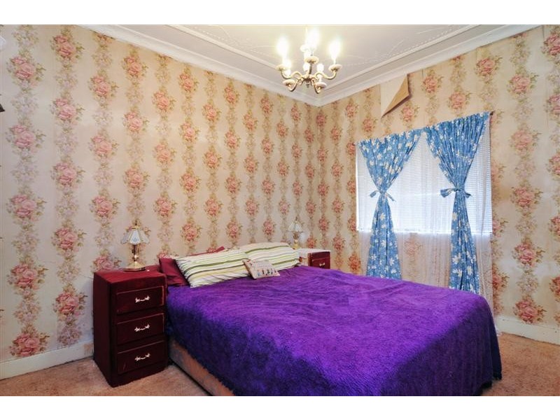 4 Lees Avenue, Croydon Park NSW 2133