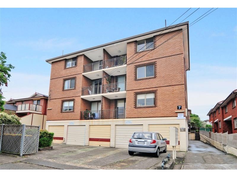 21/7 Myers Street, Roselands NSW 2196