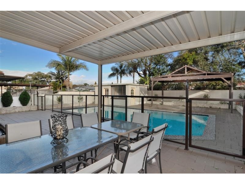 19 Islington Crescent, Greenacre NSW 2190