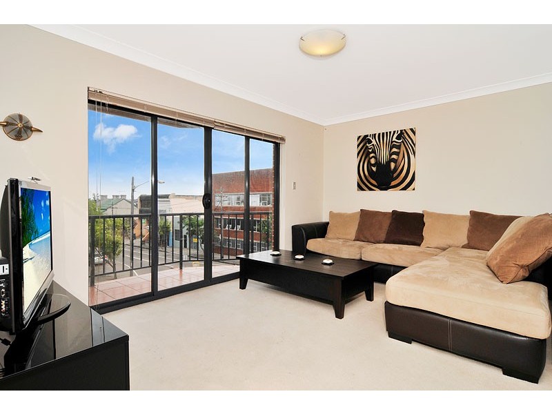 102/2 Applebee Street, St Peters NSW 2044