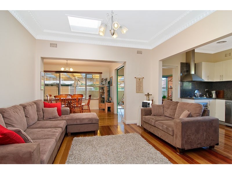 24 Passey Avenue, Belmore NSW 2192