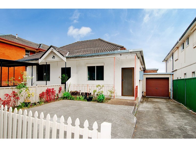 9 Wilson Avenue, Belmore NSW 2192