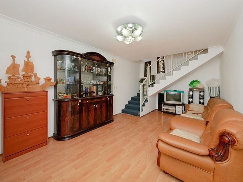 1/7  Seventh Avenue, Campsie NSW 2194