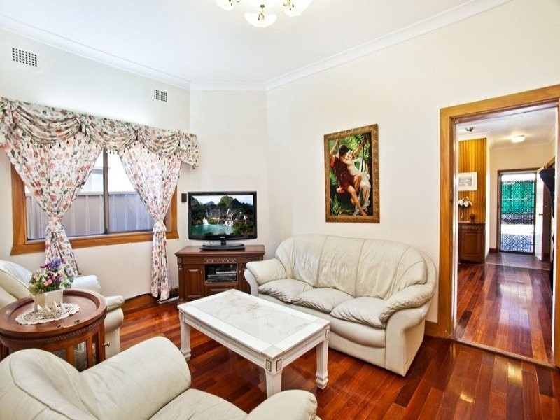 21 Scott Street, Belfield NSW 2191