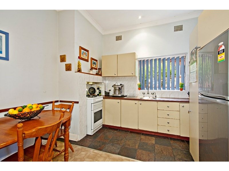 8 Boronia Street, Belfield NSW 2191