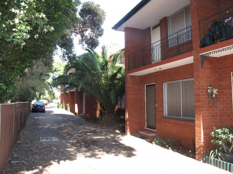 4/43 First Avenue, Campsie NSW 2194