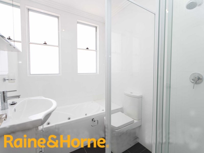 4/62 Lincoln Street, Belfield NSW 2191