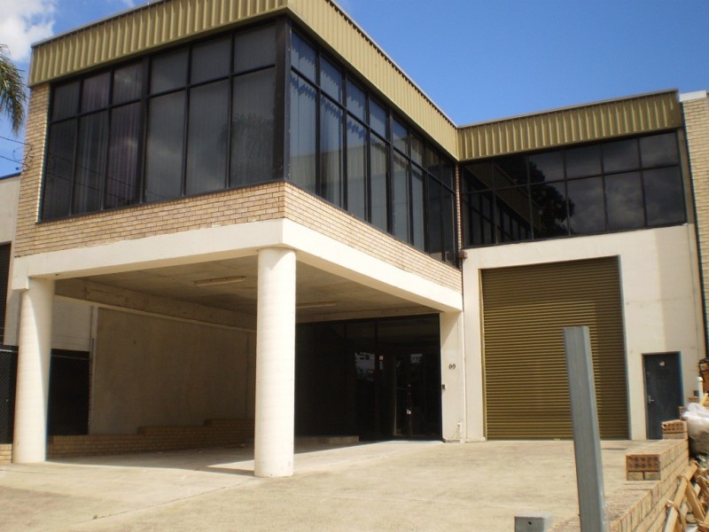 69 Hoskins Avenue, Bankstown NSW 2200