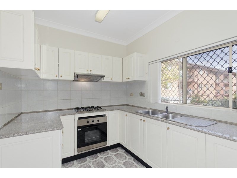10/2 Myrtle Road, Bankstown NSW 2200