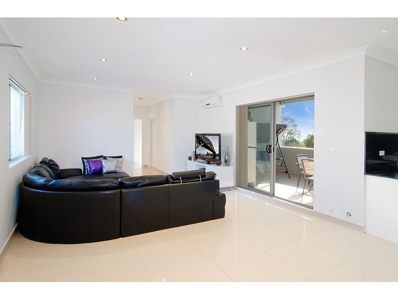 23/139 Waterloo Road, Greenacre NSW 2190