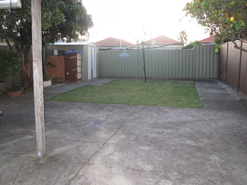 5 McKenzie Street, Campsie NSW 2194