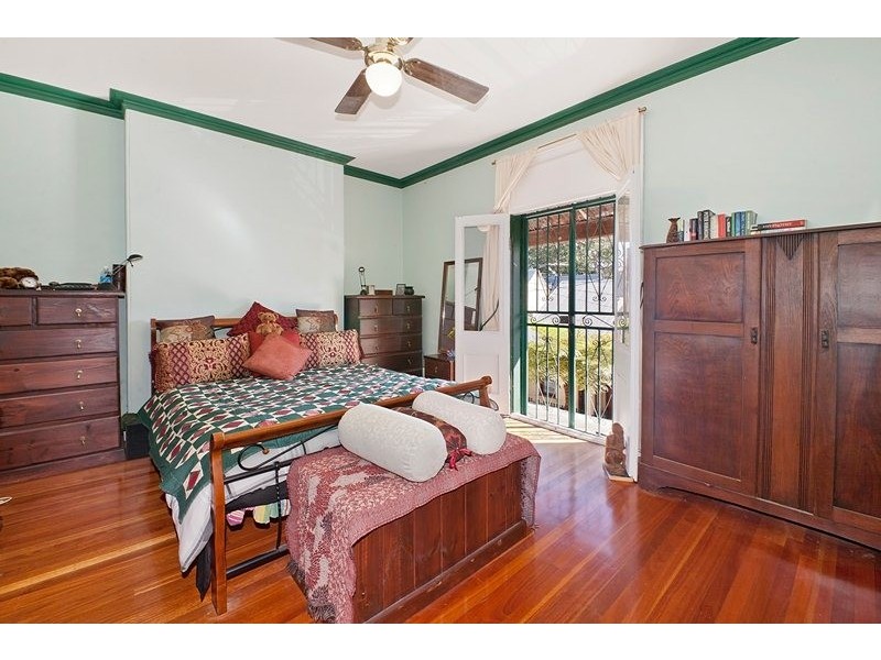 5 Raper Street., Newtown NSW 2042