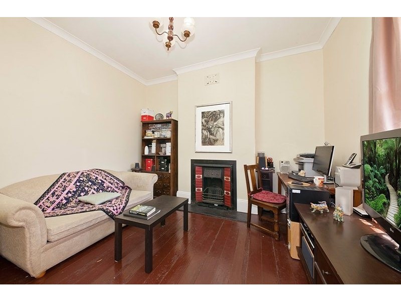 5 Raper Street., Newtown NSW 2042