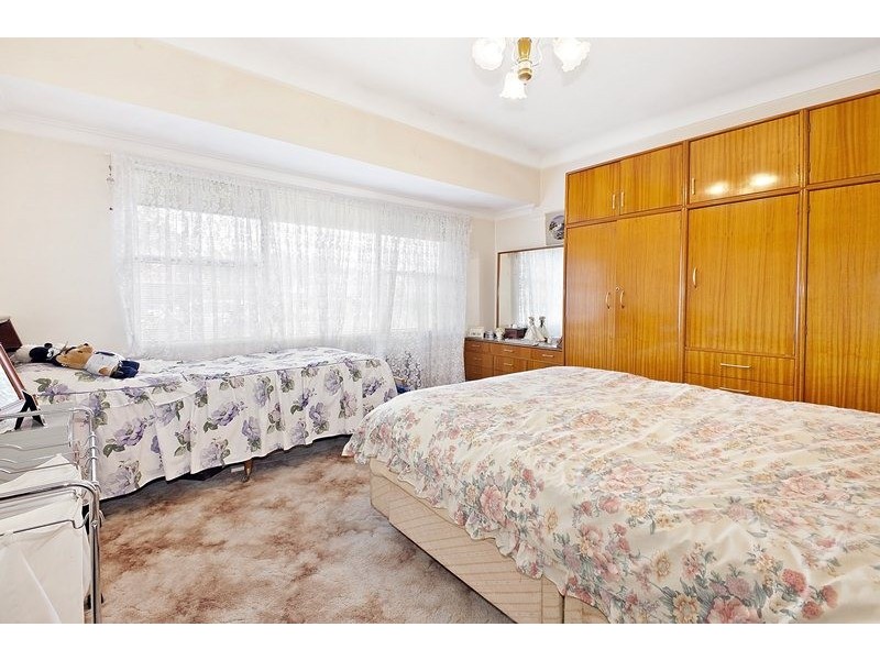 42 Macquarie Street, Greenacre NSW 2190