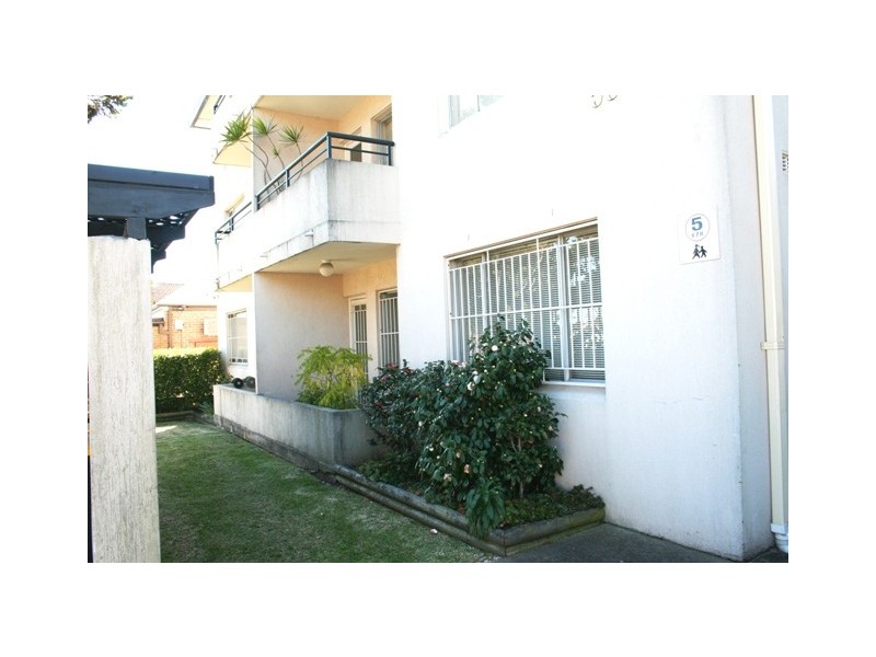 2/60 Taylor Street, Lakemba NSW 2195