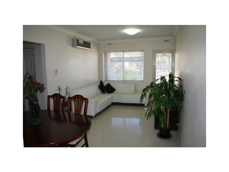 2/60 Taylor Street, Lakemba NSW 2195