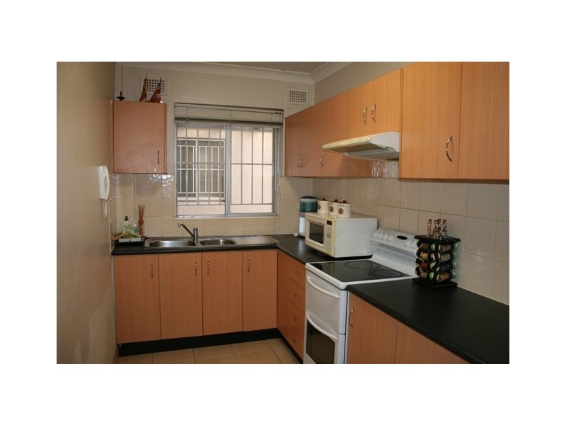 2/60 Taylor Street, Lakemba NSW 2195