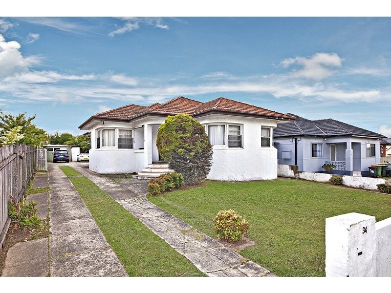 34 Hoskins Avenue, Bankstown NSW 2200