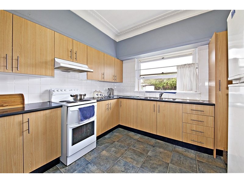 34 Hoskins Avenue, Bankstown NSW 2200