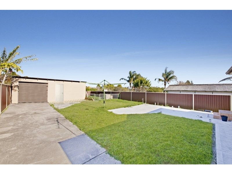 64 Bazentin St, Belfield NSW 2191
