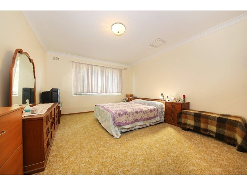 4/7 Loch Street, Campsie NSW 2194