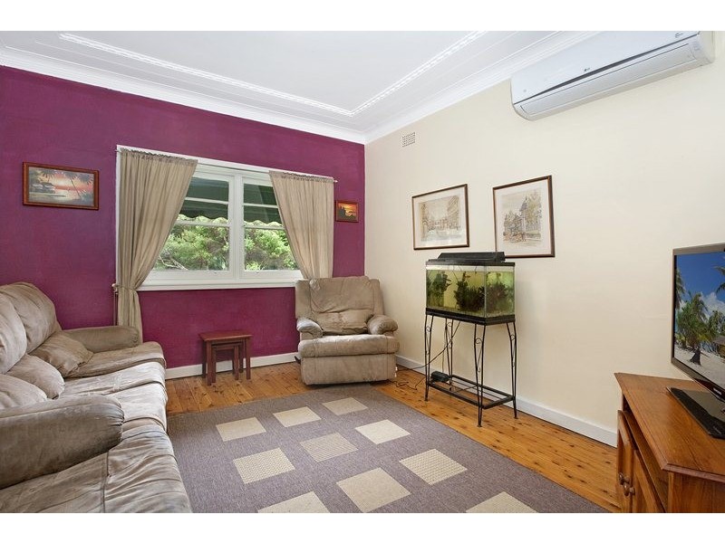 19 Avoca Avenue, Belfield NSW 2191