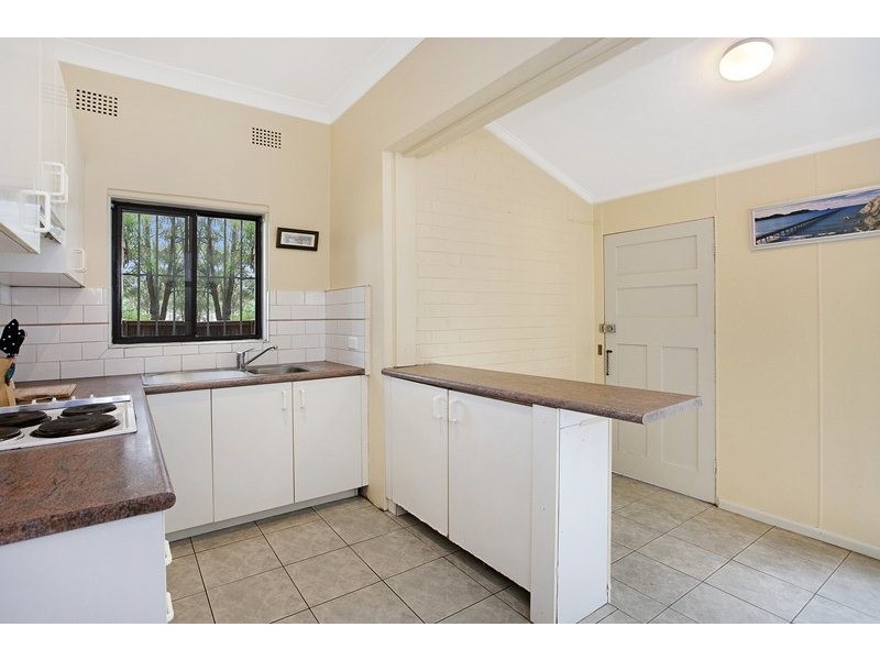 19 Avoca Avenue, Belfield NSW 2191