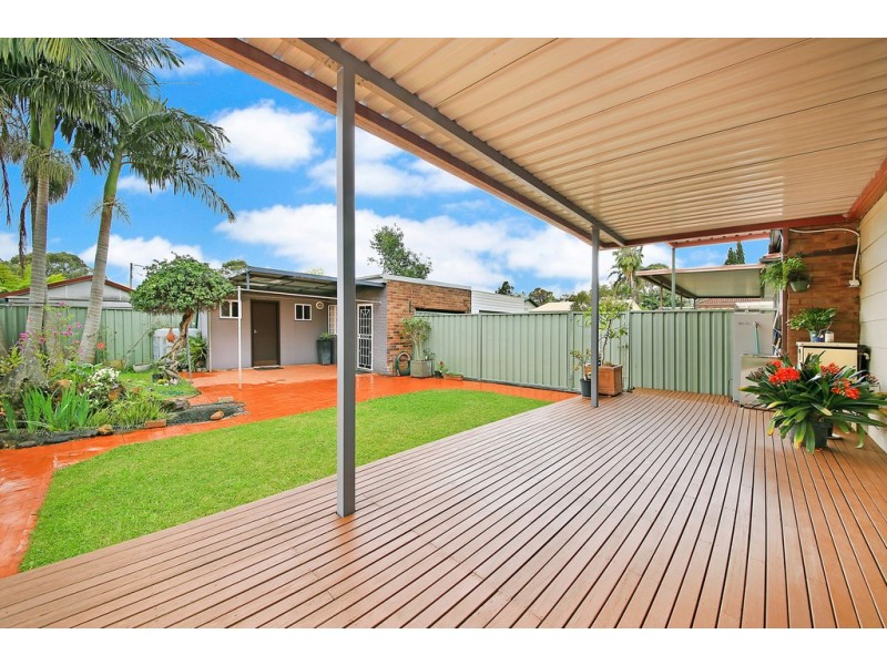14 Girraween St, Kingsgrove NSW 2208