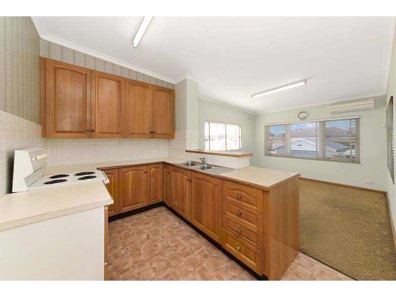 208 Patrick St, Hurstville NSW 2220