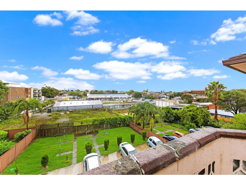 19/7 Phillip St, Roselands NSW 2196