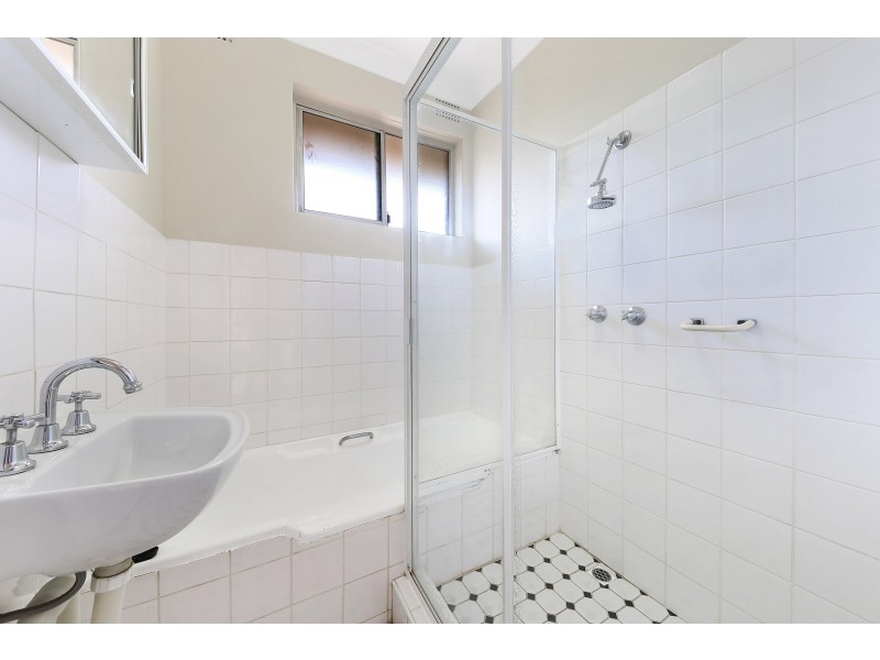 19/7 Phillip St, Roselands NSW 2196