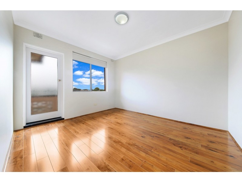 19/7 Phillip St, Roselands NSW 2196