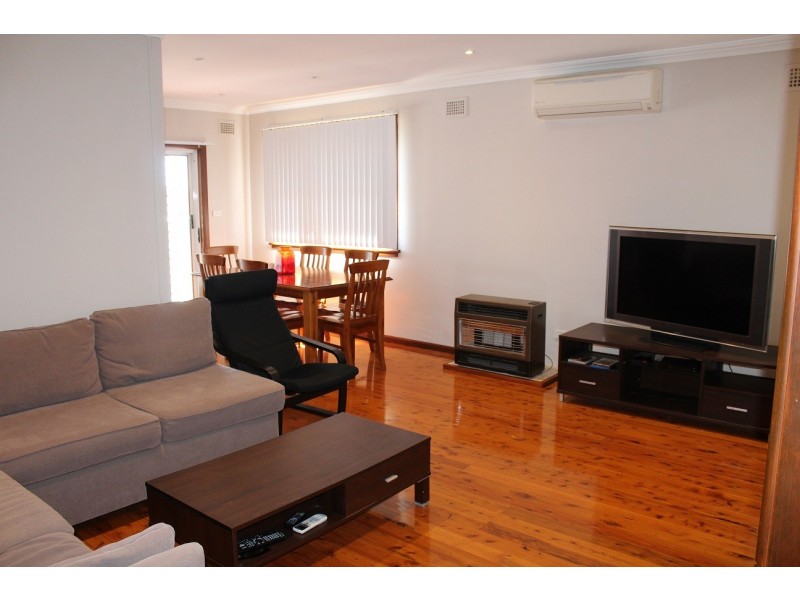 31 Moorefields Road, Kingsgrove NSW 2208