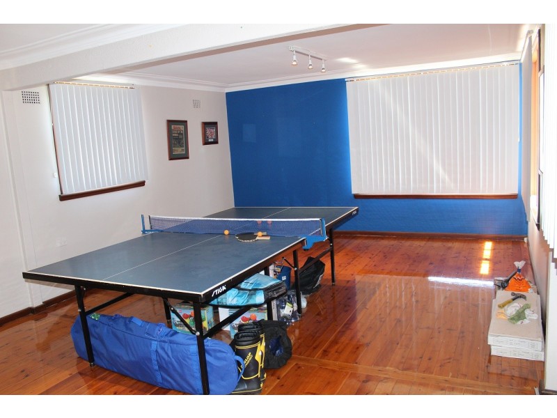 31 Moorefields Road, Kingsgrove NSW 2208