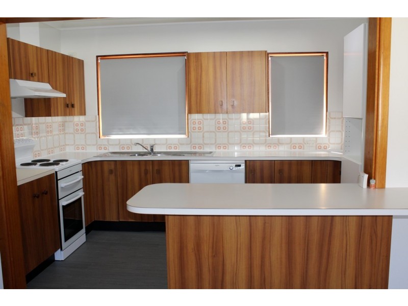 20 Rogers Ave, Kingsgrove NSW 2208