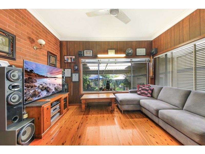 121 BARDWELL RD, Bardwell Park NSW 2207