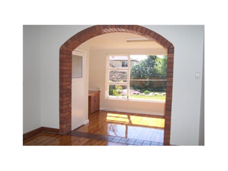 16 Morris Avenue, Kingsgrove NSW 2208