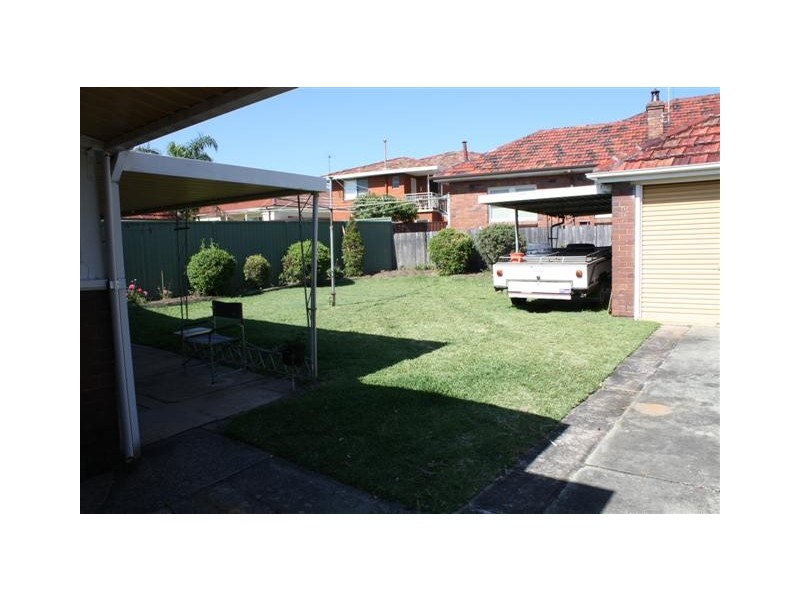 271 Kingsgrove Road, Kingsgrove NSW 2208