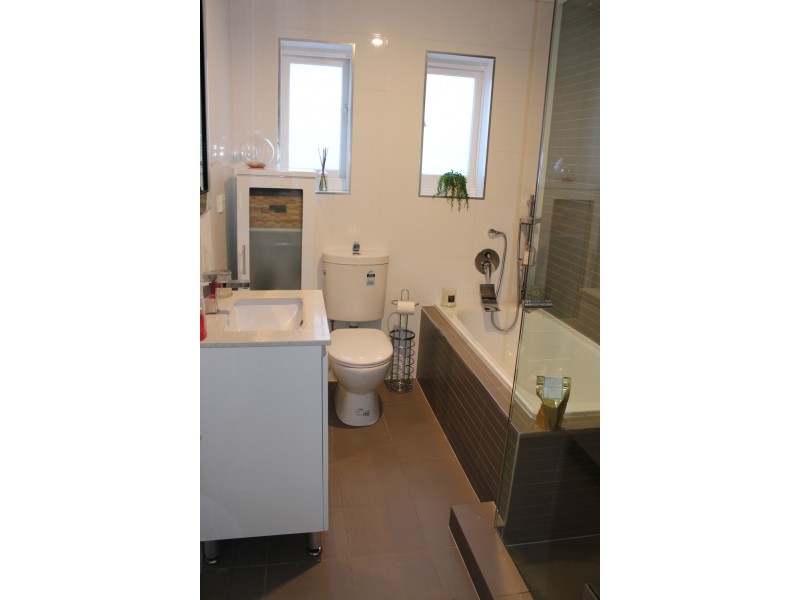 16 MOORE ST, Bardwell Park NSW 2207