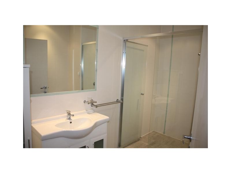 2/1 Monaro Avenue, Kingsgrove NSW 2208