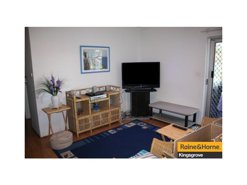 2/270  King Georges Road, Roselands NSW 2196