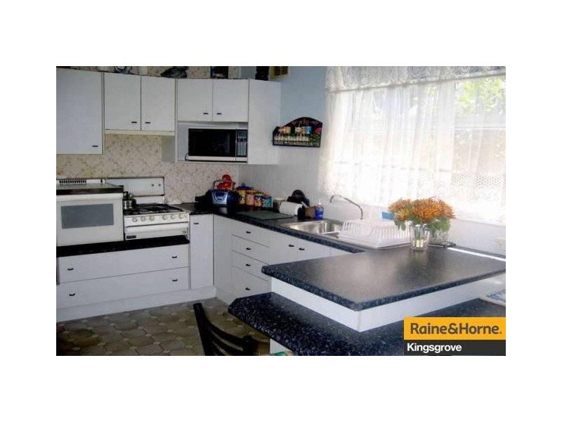 5 Clifford Street, Panania NSW 2213